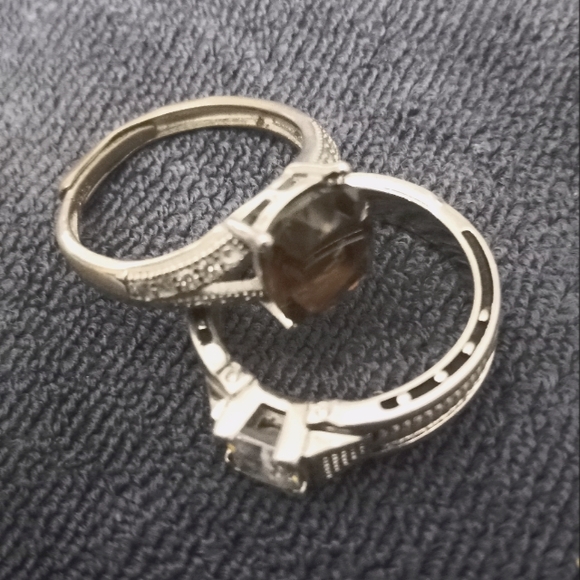 Silver ring size 8 - Picture 1 of 4
